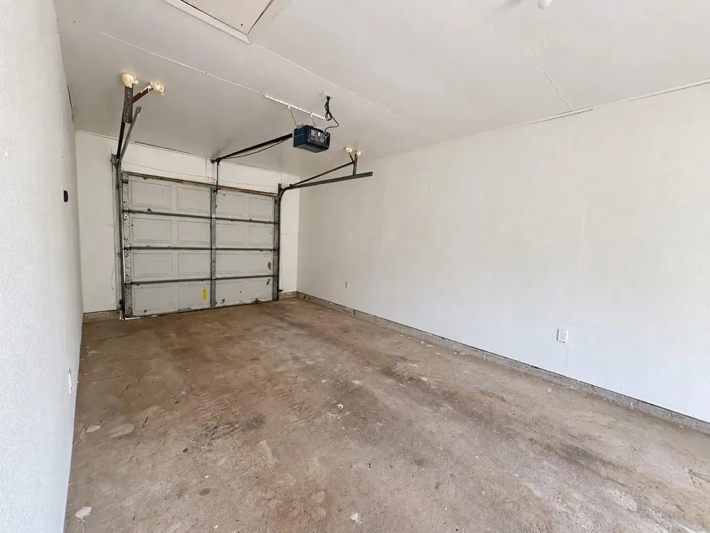 409 La Bradford Drive Bay City, TX 77414