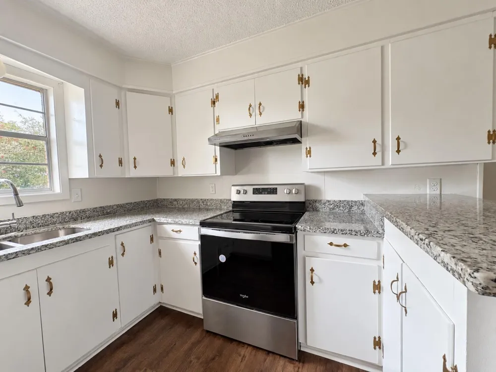 409 La Bradford Drive Bay City, TX 77414