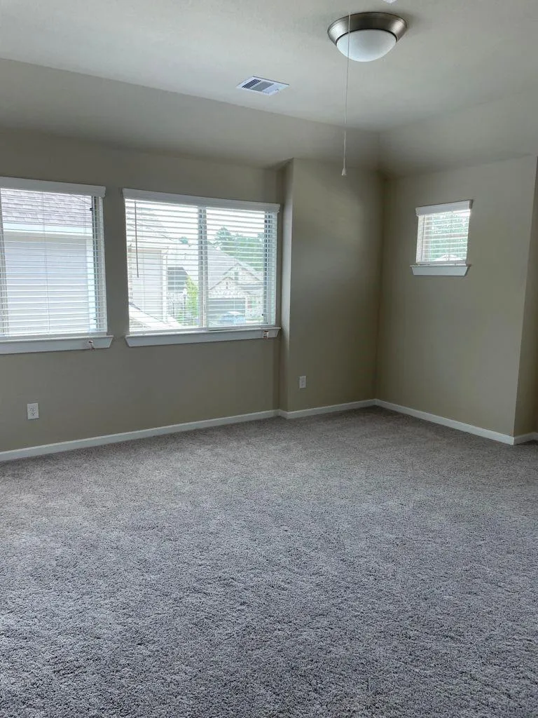 7912 Spring Run Drive Magnolia, TX 77354