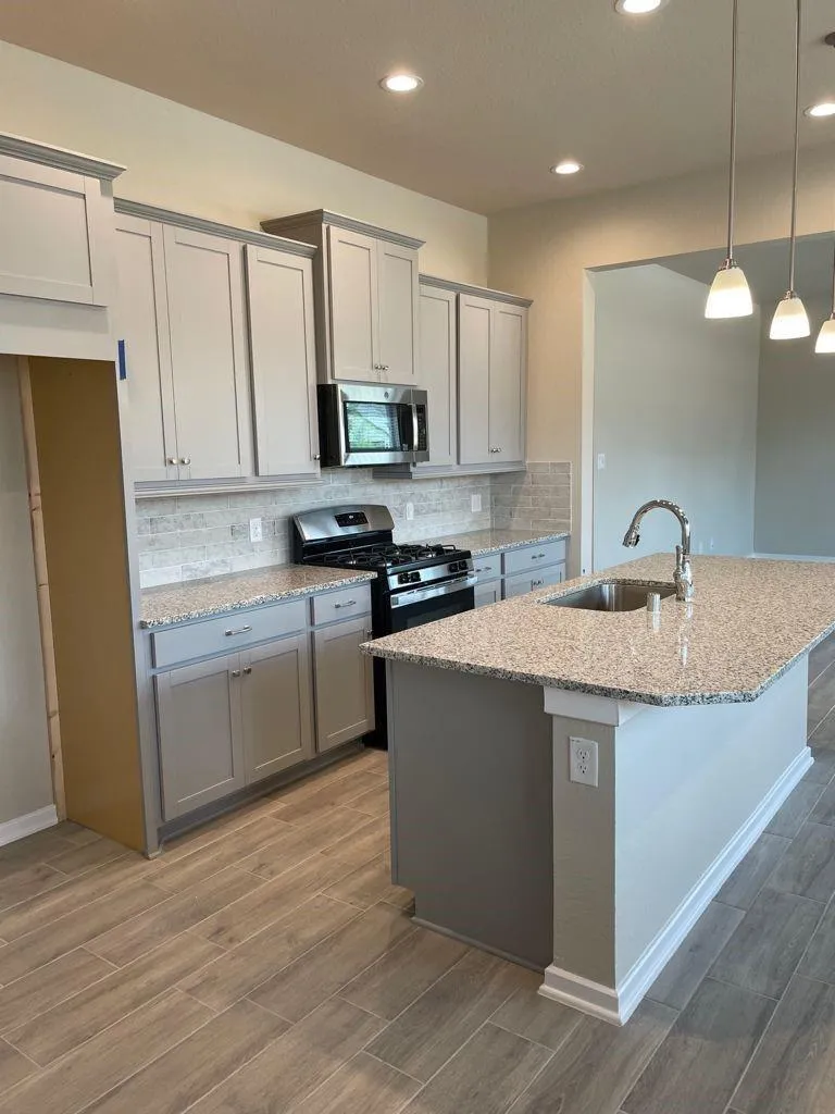 7912 Spring Run Drive Magnolia, TX 77354