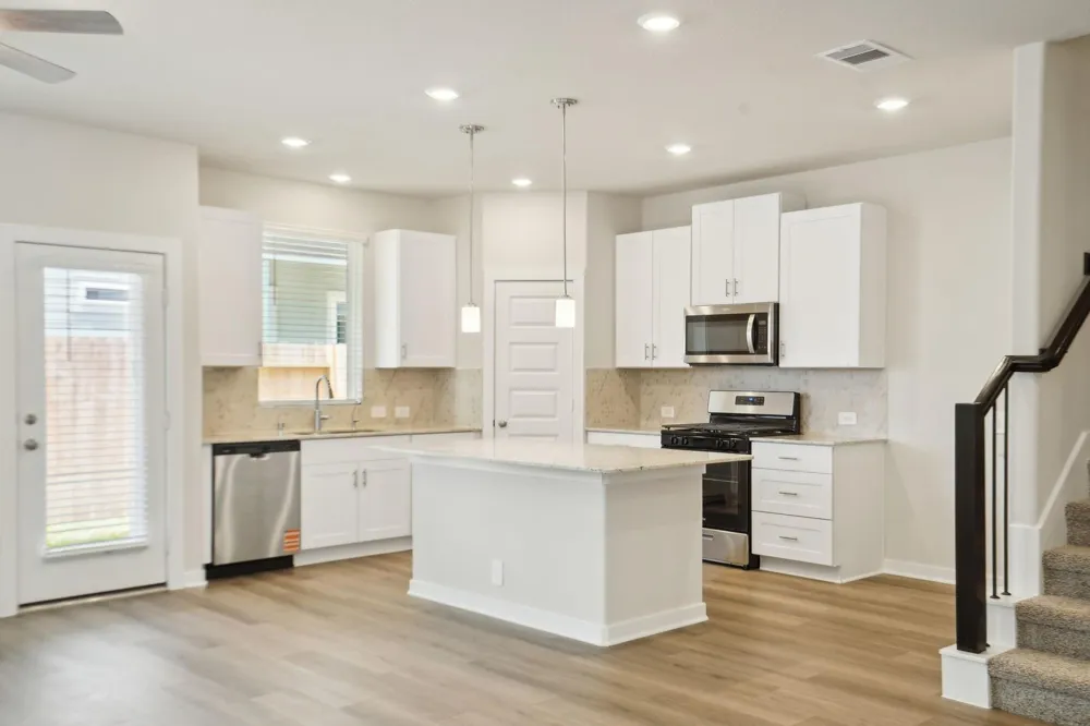 2206 Blue Heron Drive Kemah, TX 77565