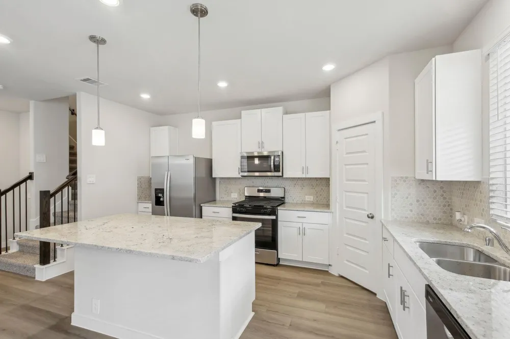 2206 Blue Heron Drive Kemah, TX 77565
