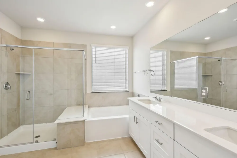 2206 Blue Heron Drive Kemah, TX 77565
