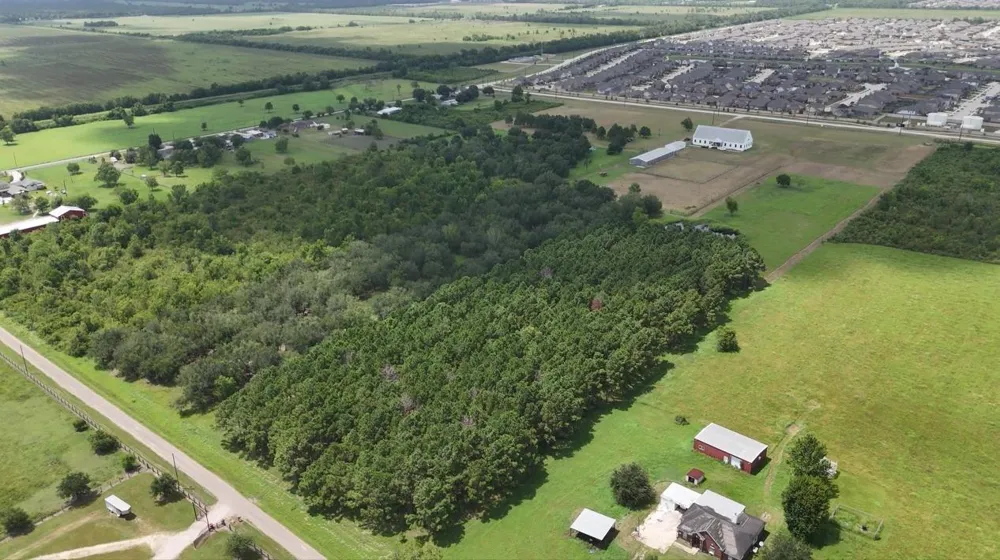 1200 Davenport Parkway Rosharon, TX 77583