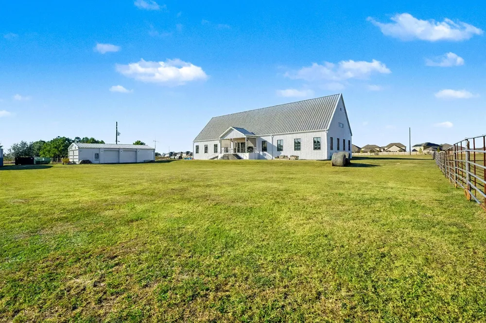 1200 Davenport Parkway Rosharon, TX 77583