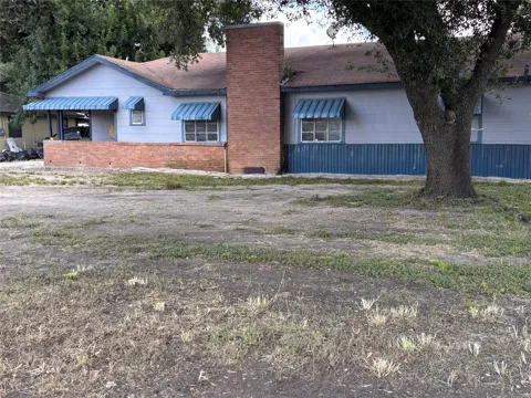 7805 Almeda Genoa Road