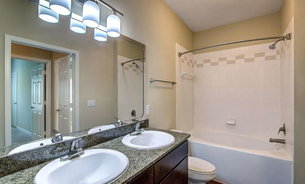 2951 Loop 336 W #924 Conroe, TX 77304