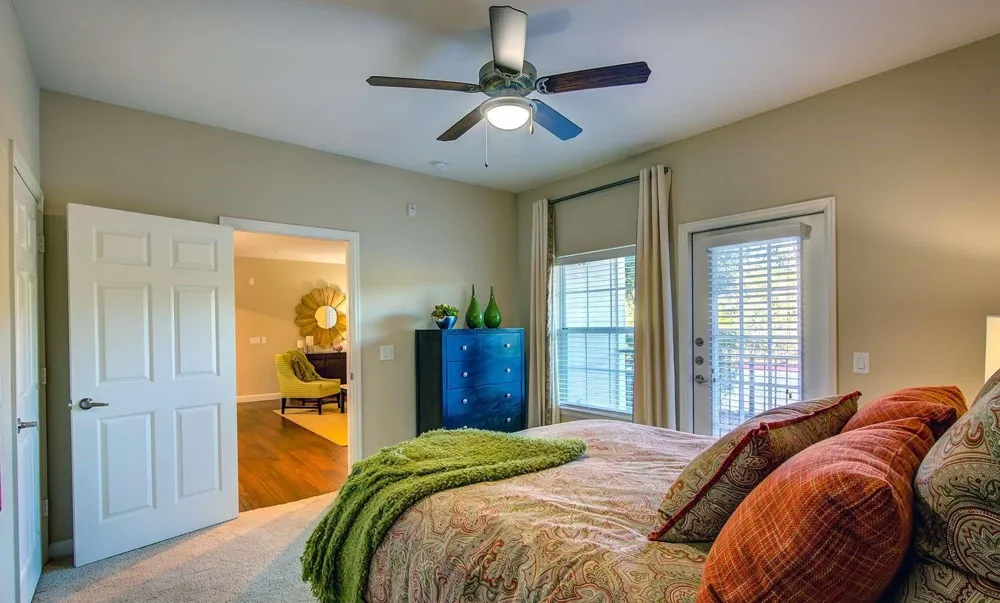 2951 Loop 336 W #924 Conroe, TX 77304