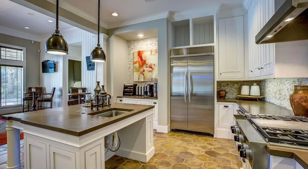 2951 Loop 336 W #924 Conroe, TX 77304