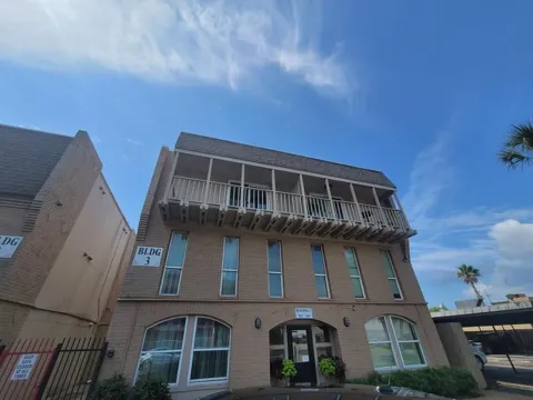 215 Post Office Street #302