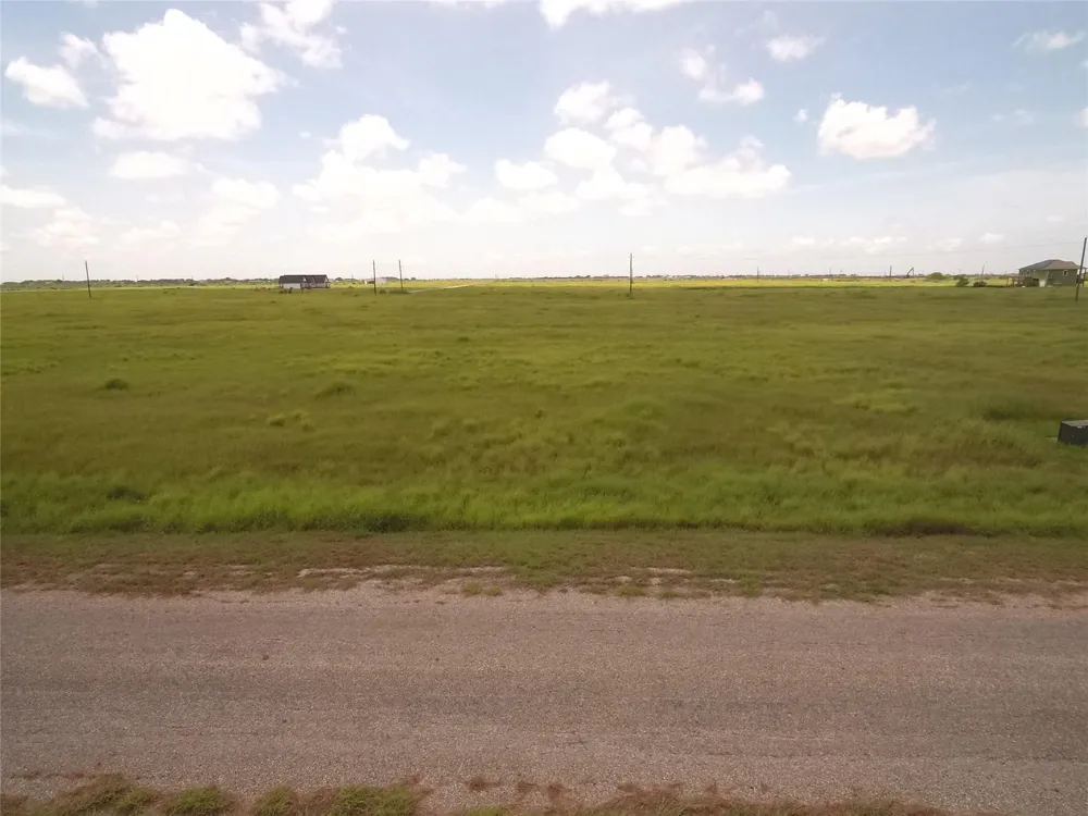 102 Redfish Way Port Lavaca, TX 77979