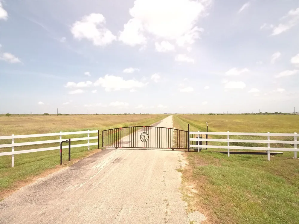 102 Redfish Way Port Lavaca, TX 77979