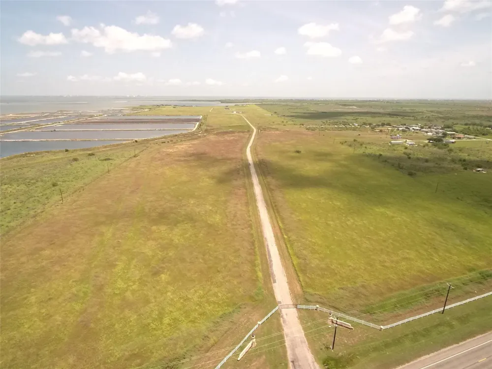 102 Redfish Way Port Lavaca, TX 77979