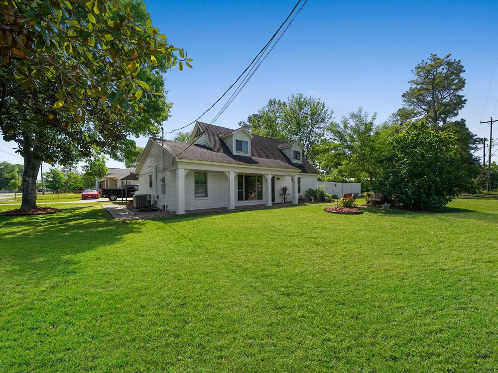 2503 Pansy Street Pasadena, TX 77503