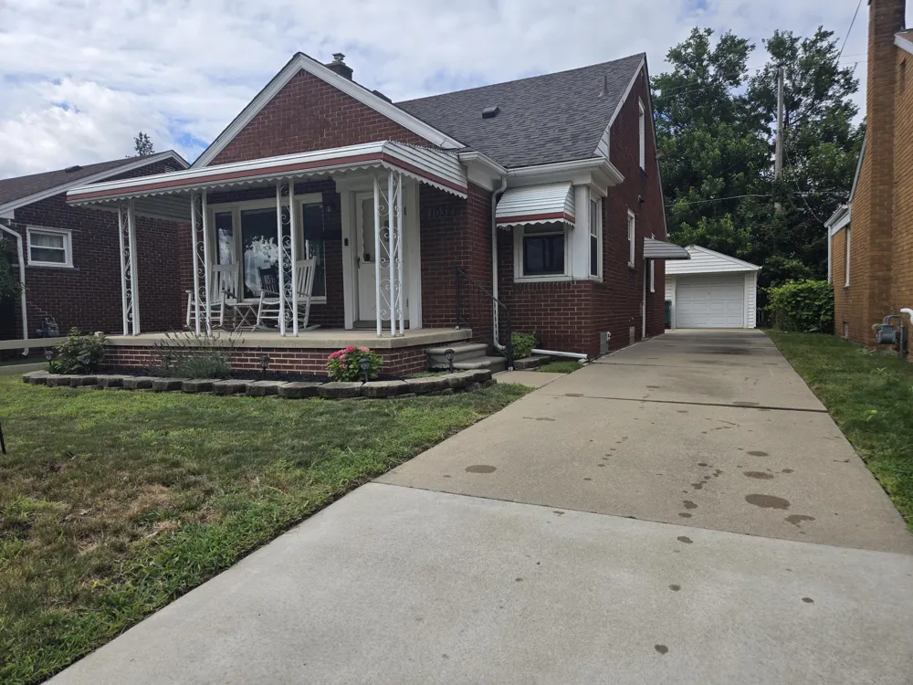 1032 Buckingham Avenue Lincoln Park, MI 48146