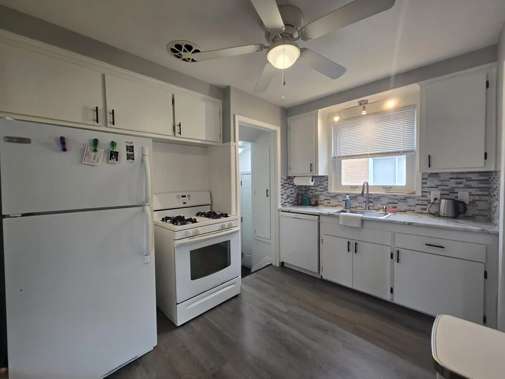 1032 Buckingham Avenue Lincoln Park, MI 48146
