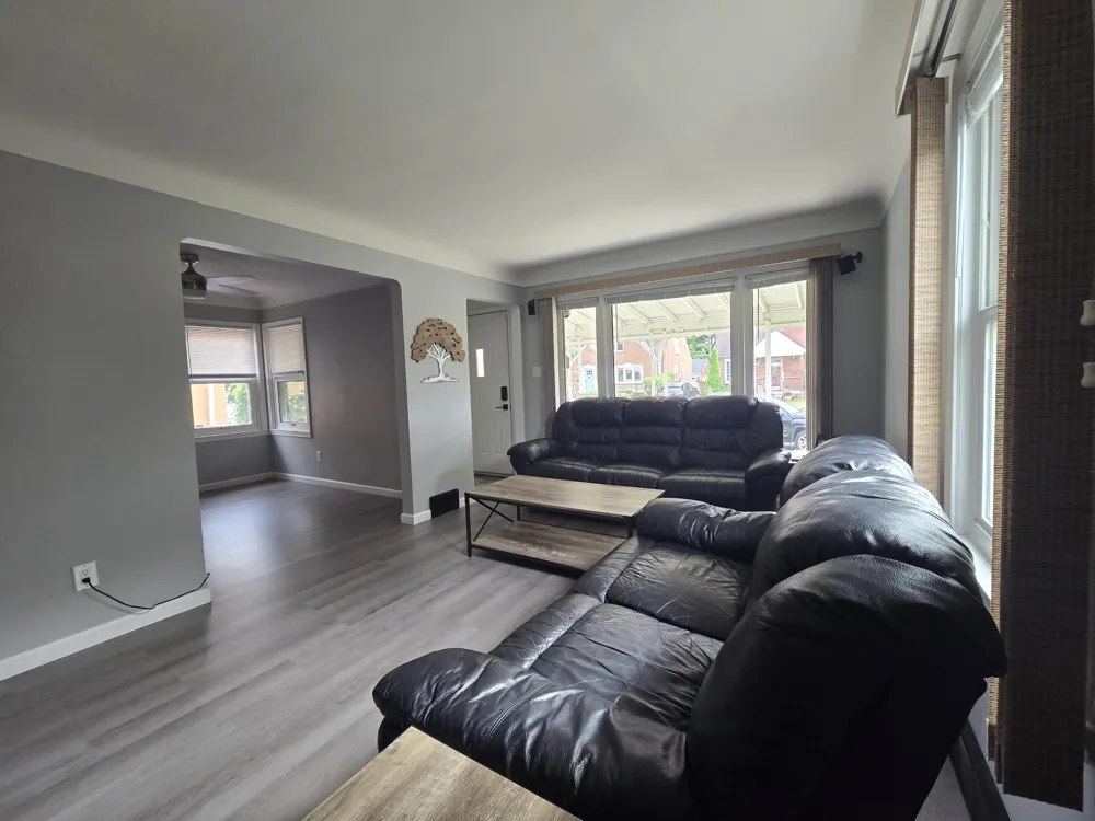 1032 Buckingham Avenue Lincoln Park, MI 48146