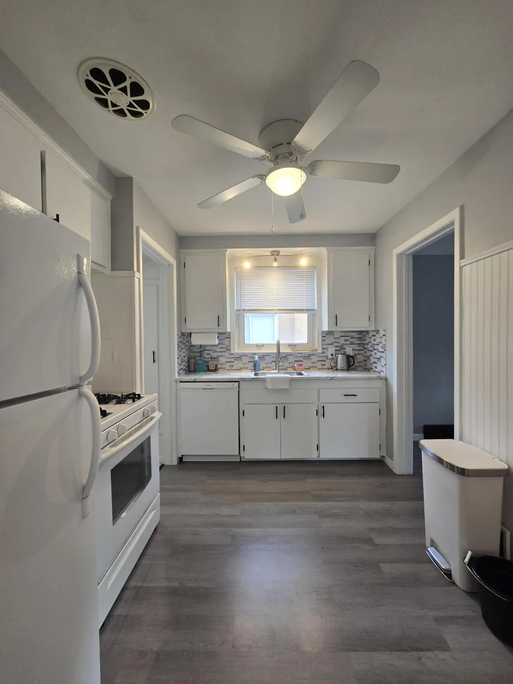 1032 Buckingham Avenue Lincoln Park, MI 48146