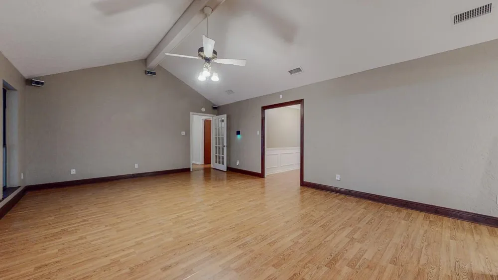6960 Blarney Street Beaumont, TX 77706