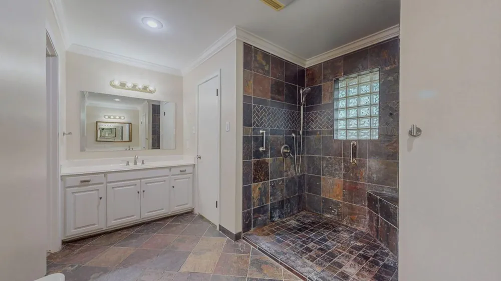 6960 Blarney Street Beaumont, TX 77706