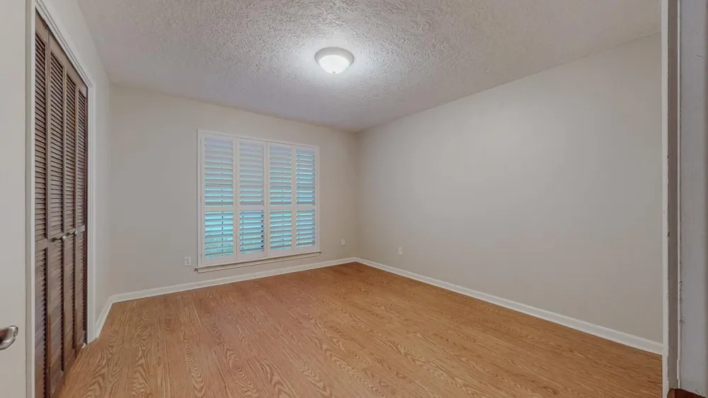6960 Blarney Street Beaumont, TX 77706