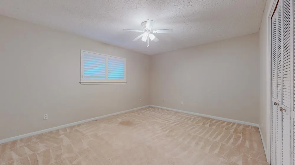 6960 Blarney Street Beaumont, TX 77706