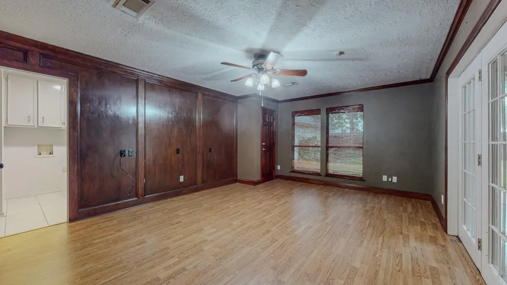 6960 Blarney Street Beaumont, TX 77706