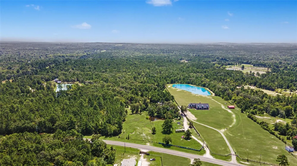 38 Fm 3454 Huntsville, TX 77320