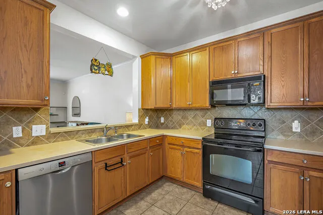 2502 Grayson Cir San Antonio, TX 78232