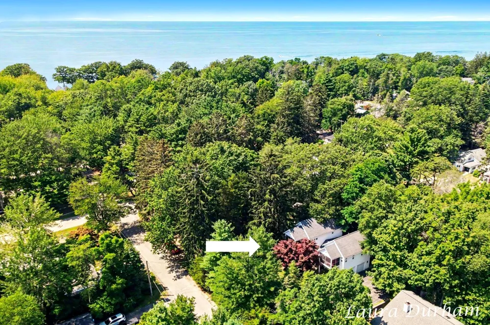 6925 2nd Street Douglas, MI 49406