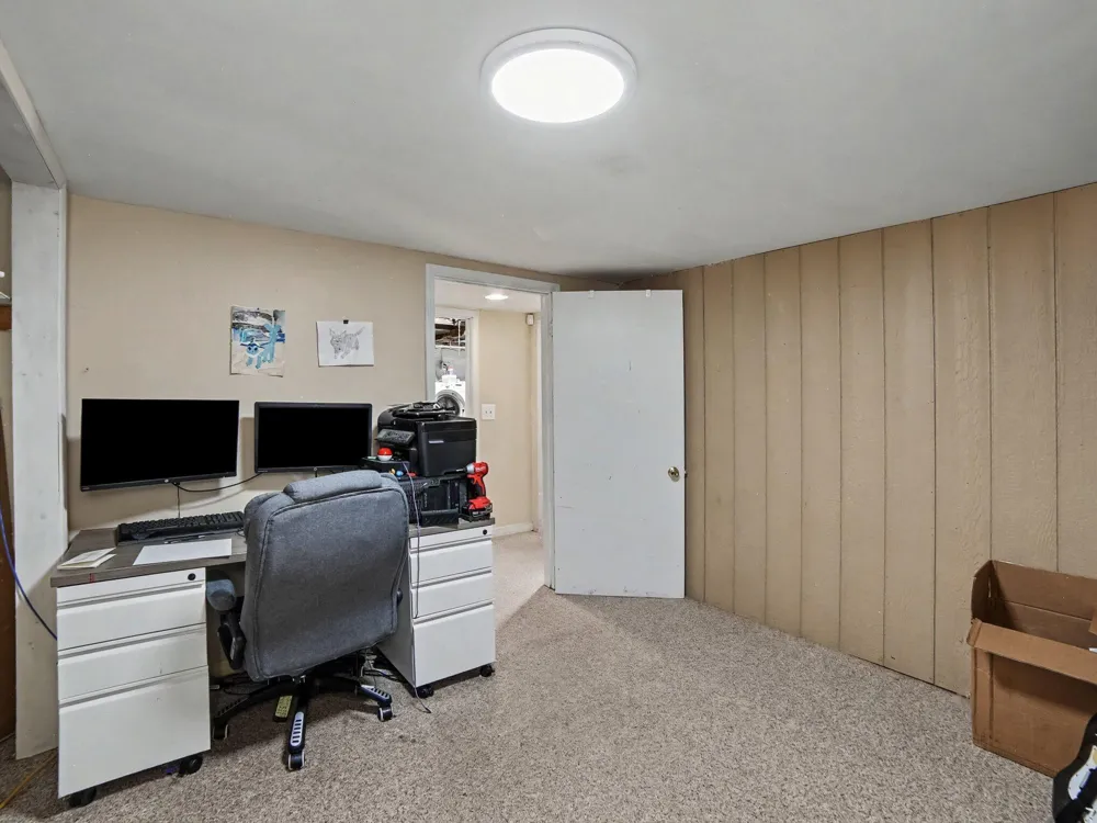 513 Fowler Street North Muskegon City, MI 49445