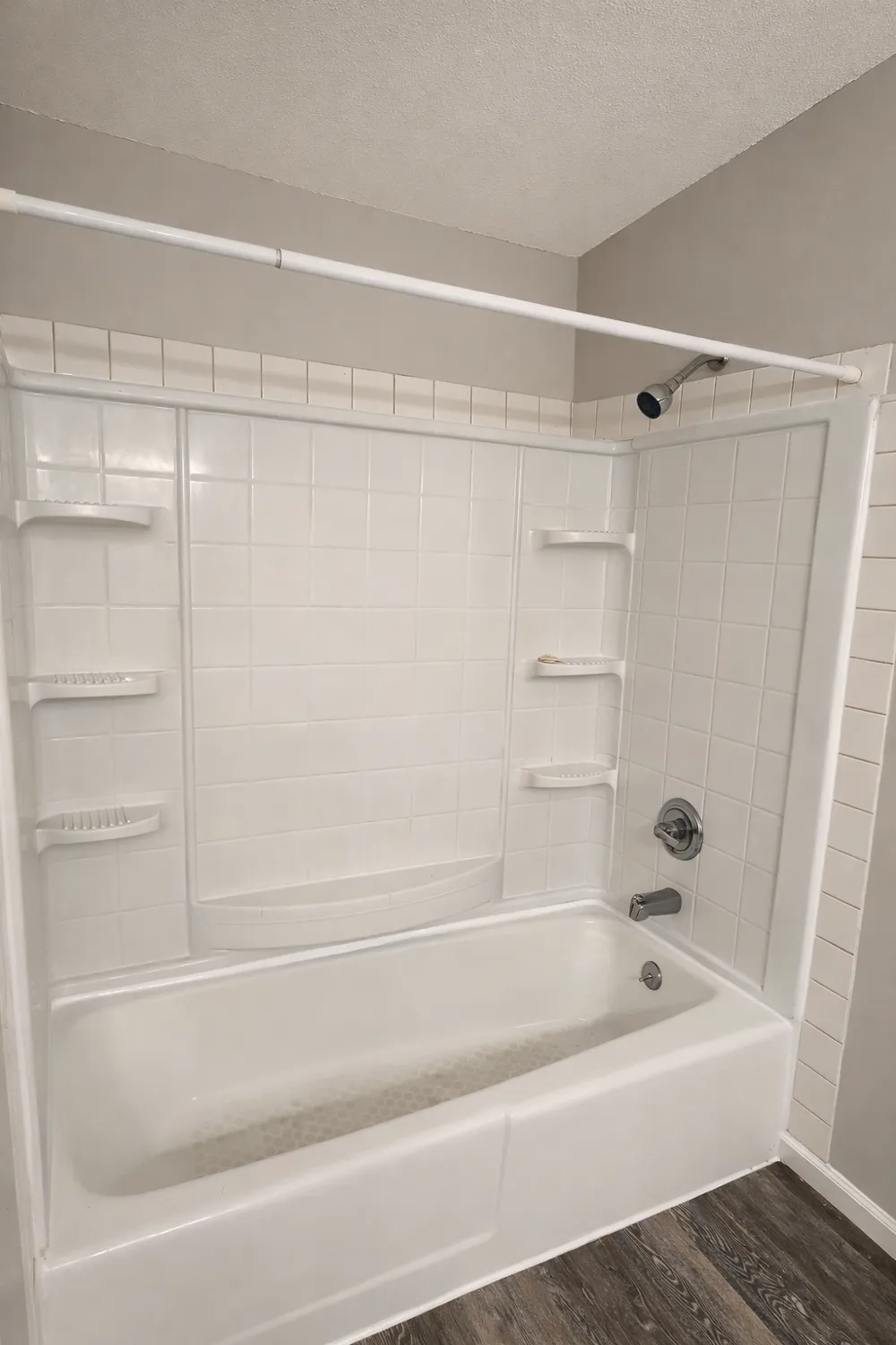 102 Lake Avenue S #8 Spicer, MN 56288