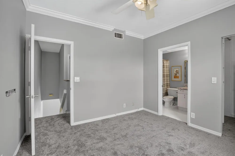 1603 Barcelona Way #3-32 Weston, FL 33327