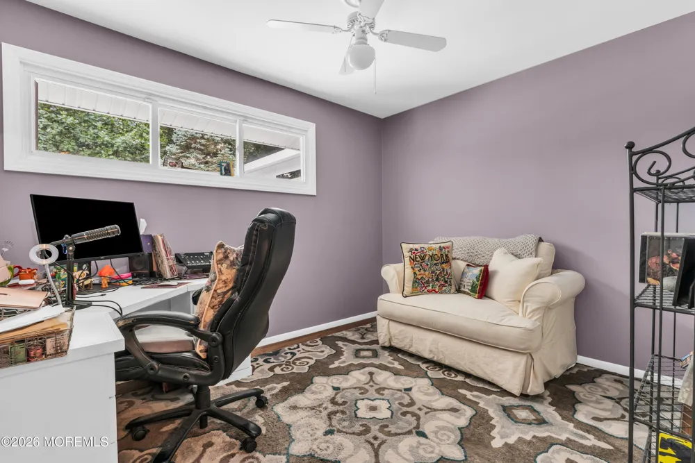 154 Parkview Terrace Lincroft, NJ 07738