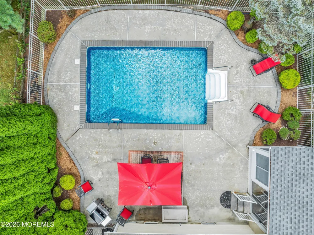 154 Parkview Terrace Lincroft, NJ 07738