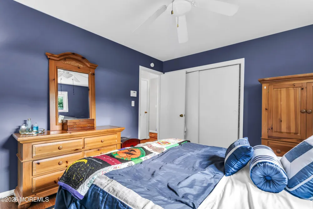 154 Parkview Terrace Lincroft, NJ 07738