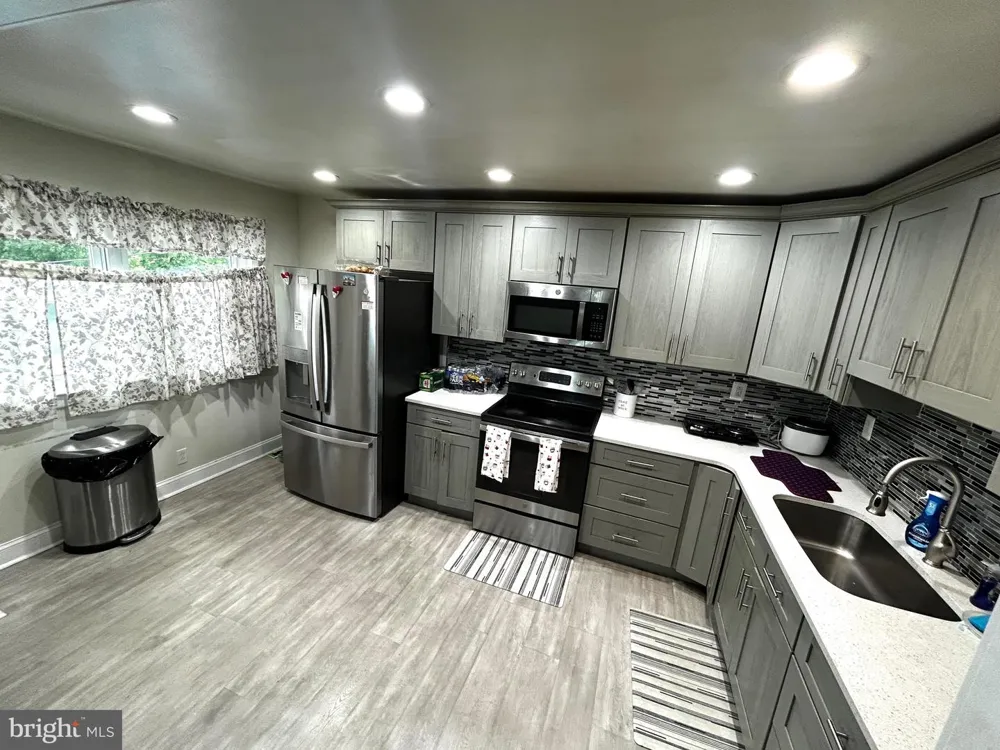 3207 ANCONA ROAD Philadelphia, PA 19154
