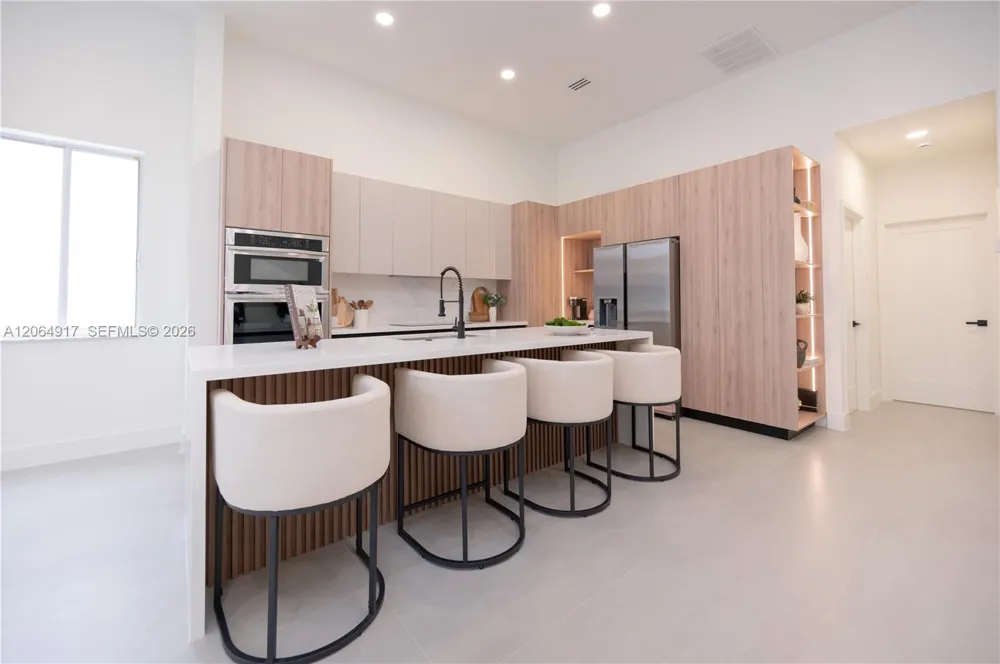 1357 Camellia Ln Weston, FL 33326