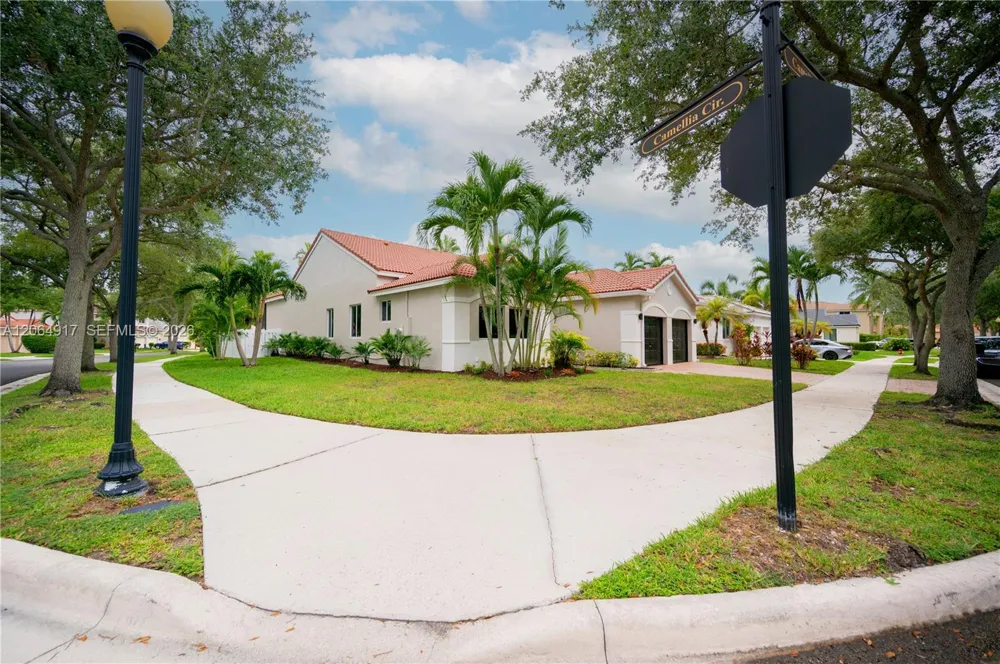 1357 Camellia Ln Weston, FL 33326