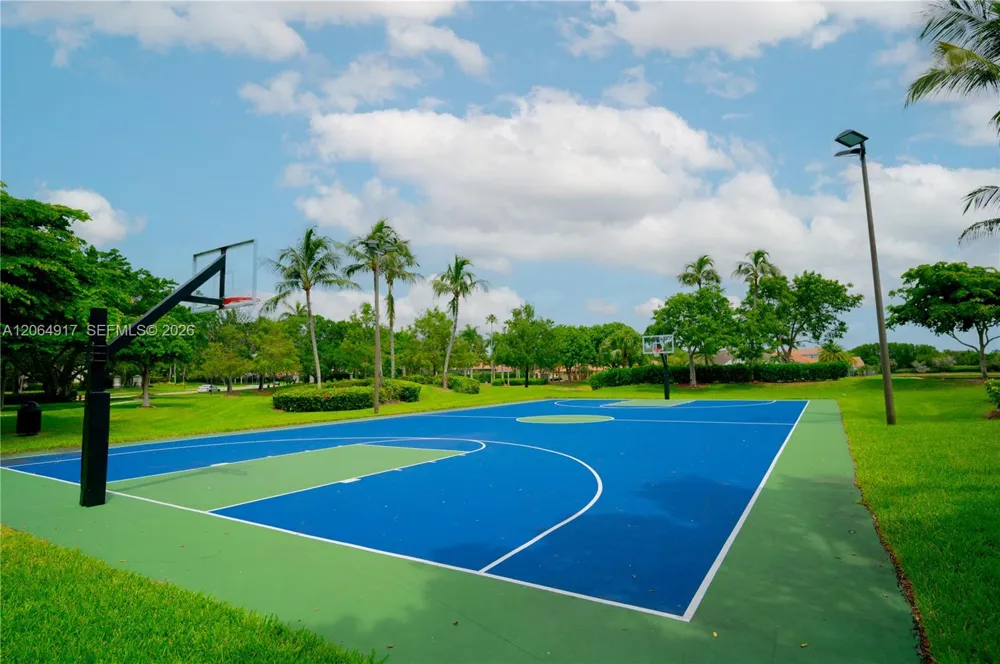 1357 Camellia Ln Weston, FL 33326