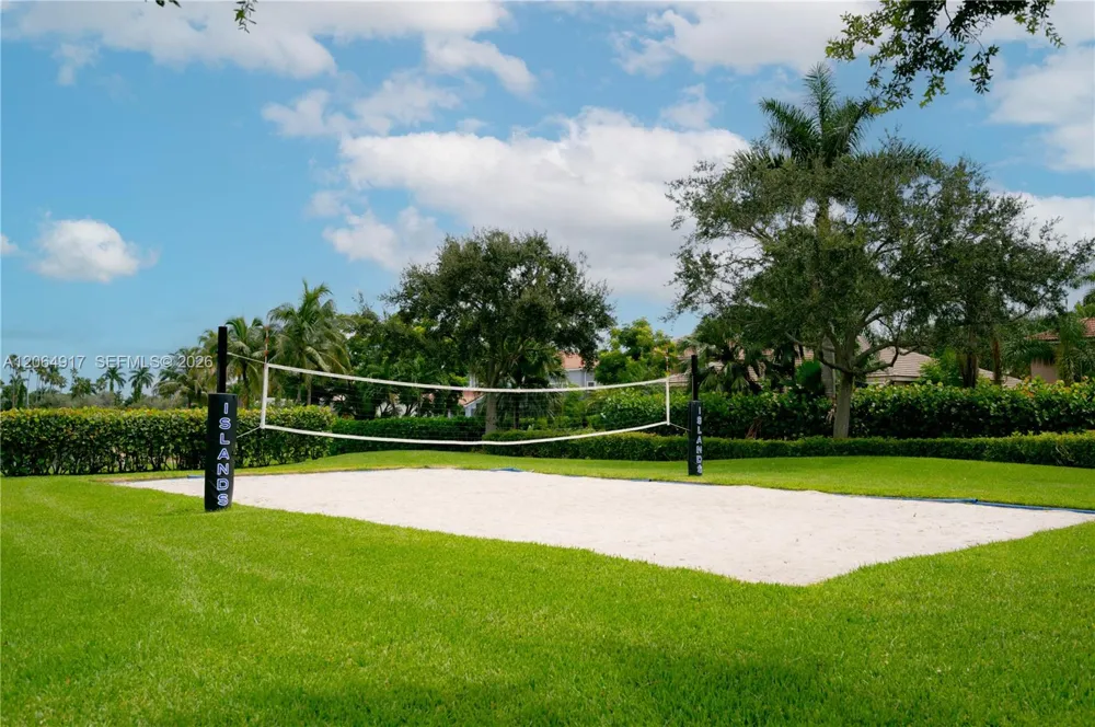 1357 Camellia Ln Weston, FL 33326