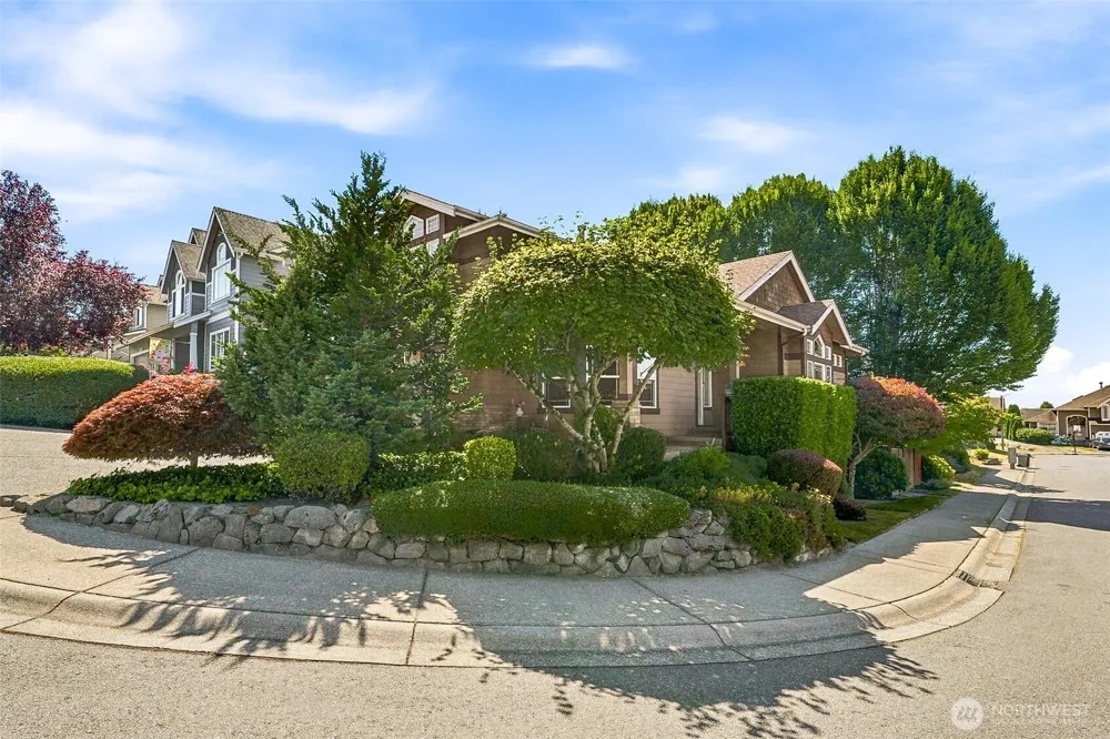 13915 SE 238TH PLACE Kent, WA 98042