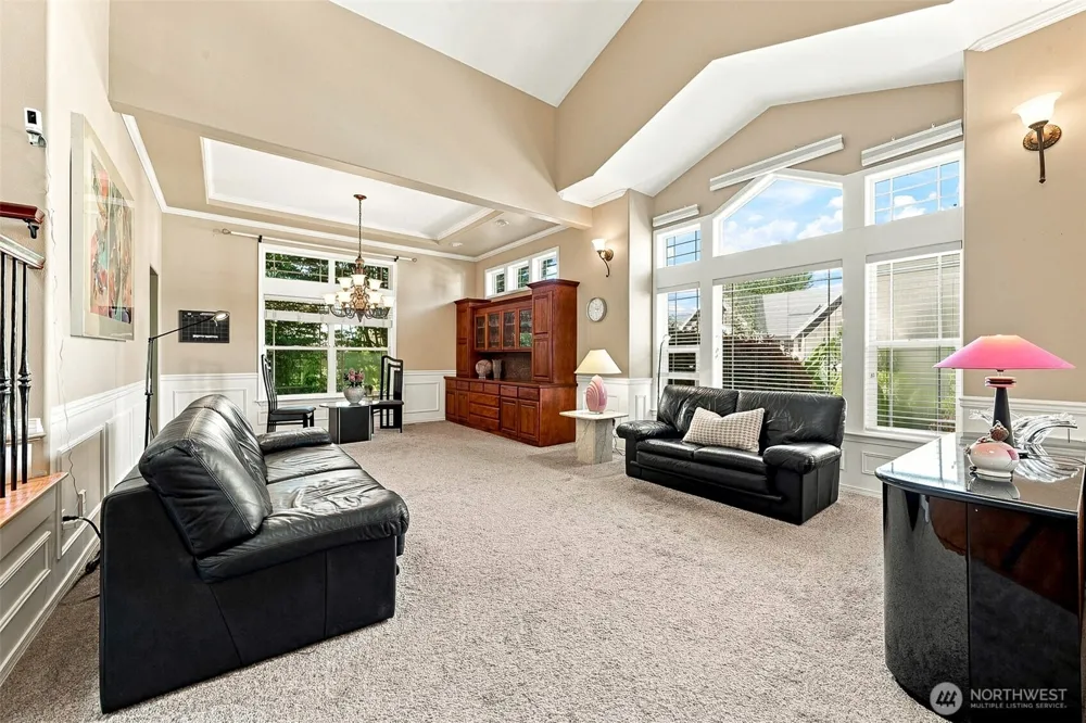 13915 SE 238TH PLACE Kent, WA 98042