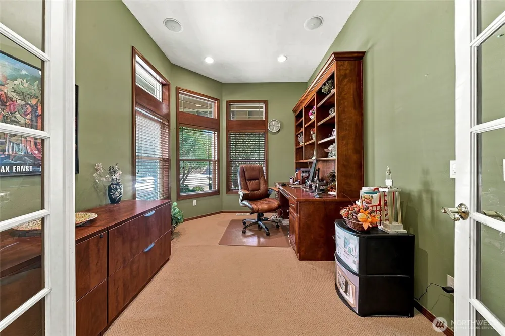 13915 SE 238TH PLACE Kent, WA 98042