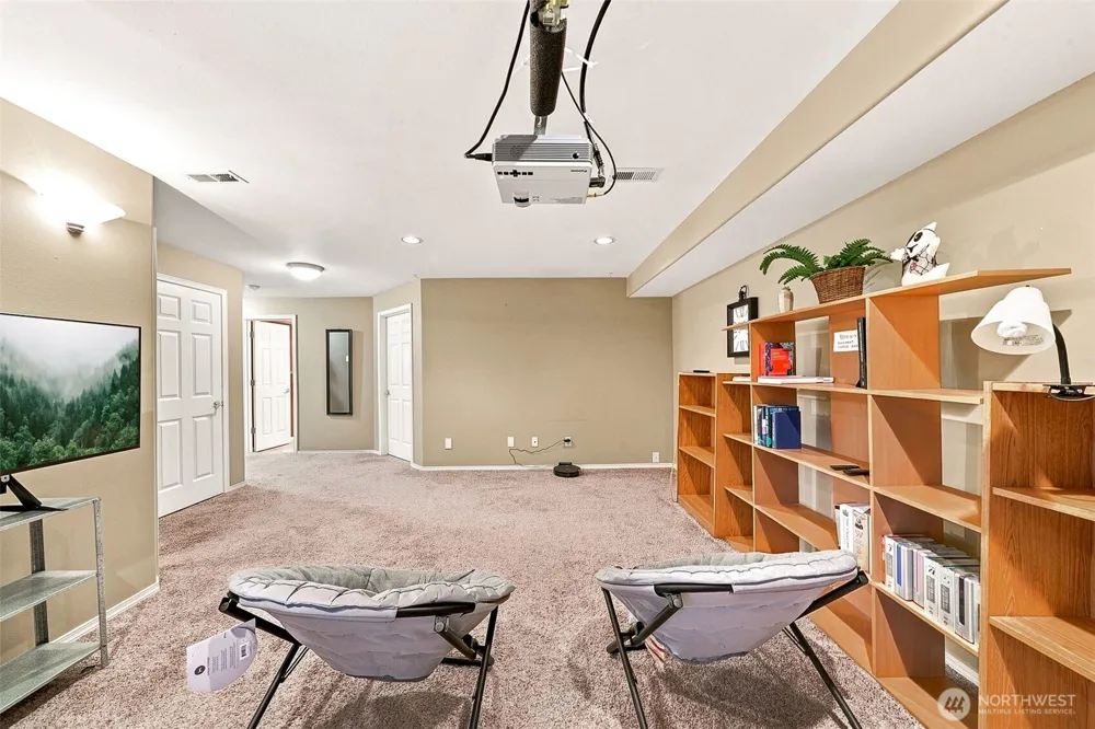 13915 SE 238TH PLACE Kent, WA 98042
