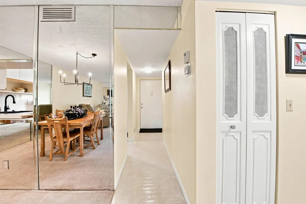 3231 HOLIDAY SPRINGS BOULEVARD #205 Margate, FL 33063