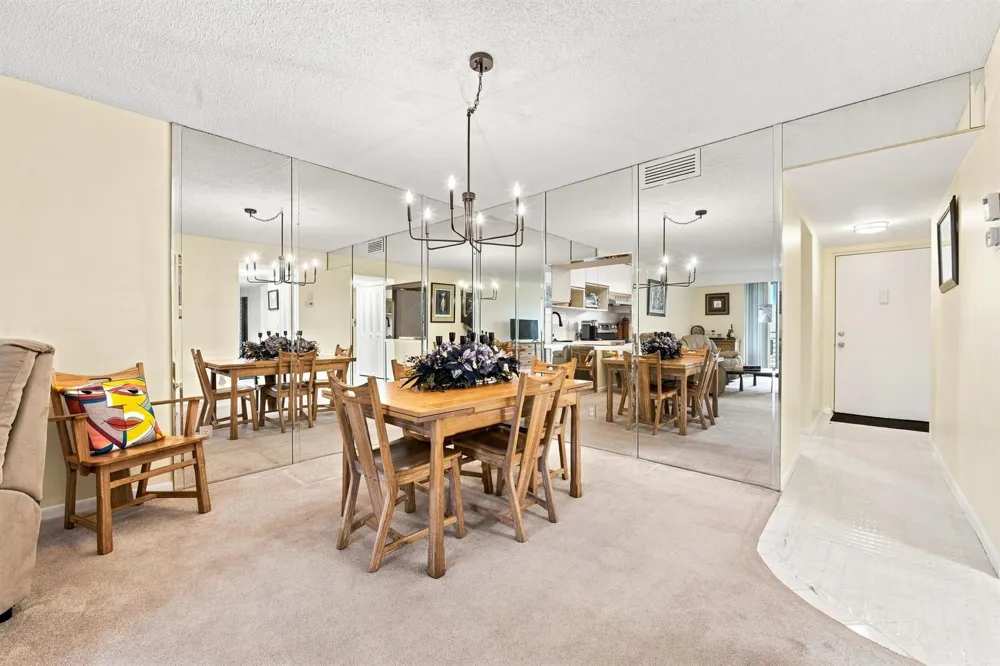 3231 HOLIDAY SPRINGS BOULEVARD #205 Margate, FL 33063