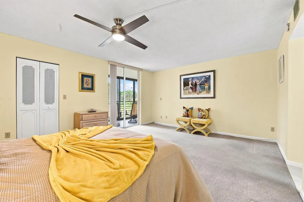 3231 HOLIDAY SPRINGS BOULEVARD #205 Margate, FL 33063