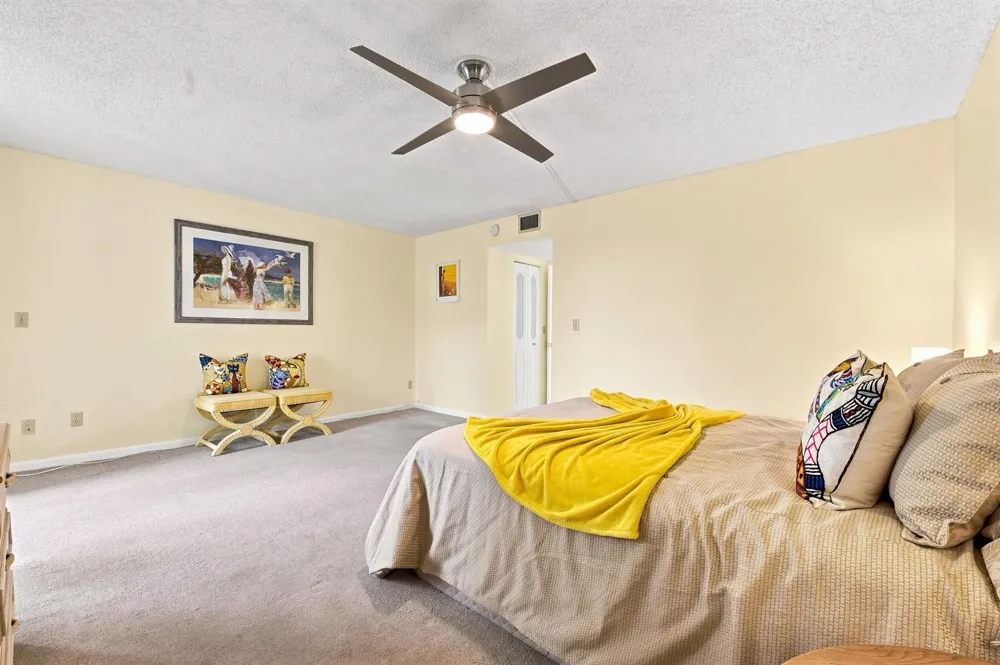 3231 HOLIDAY SPRINGS BOULEVARD #205 Margate, FL 33063