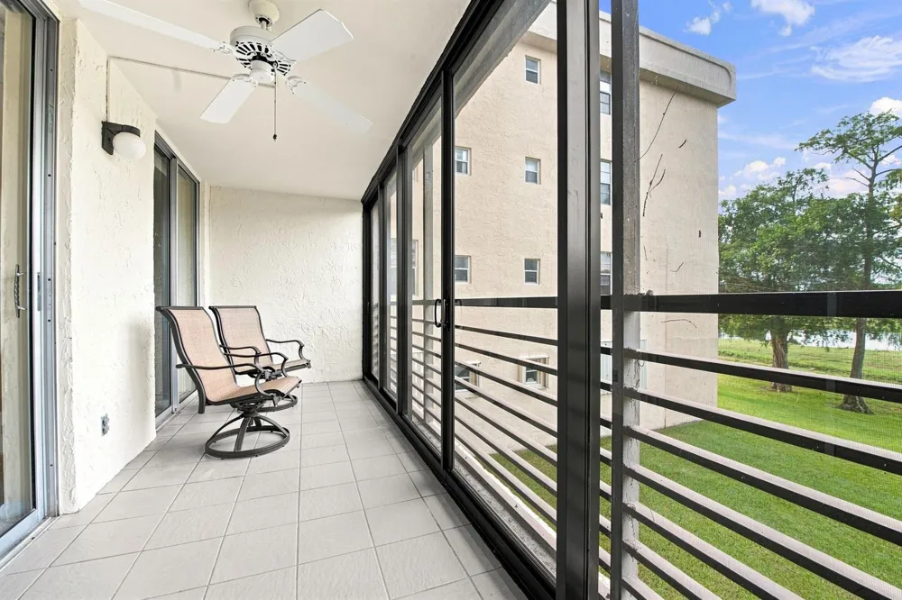 3231 HOLIDAY SPRINGS BOULEVARD #205 Margate, FL 33063